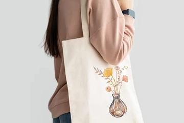 Túi đeo chéo nữ vải: Phong cách thời trang được yêu thích